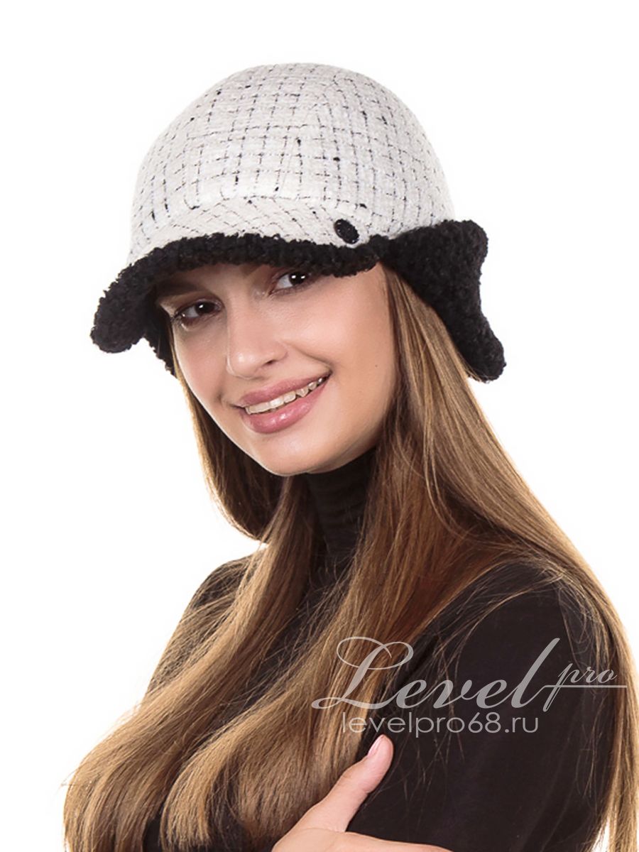 Римма ушанка-бомбер.<br>Букле клетка + экомех Кёрли~Boucle check+faux fur Curly-Rimma ushanka-bomber hat